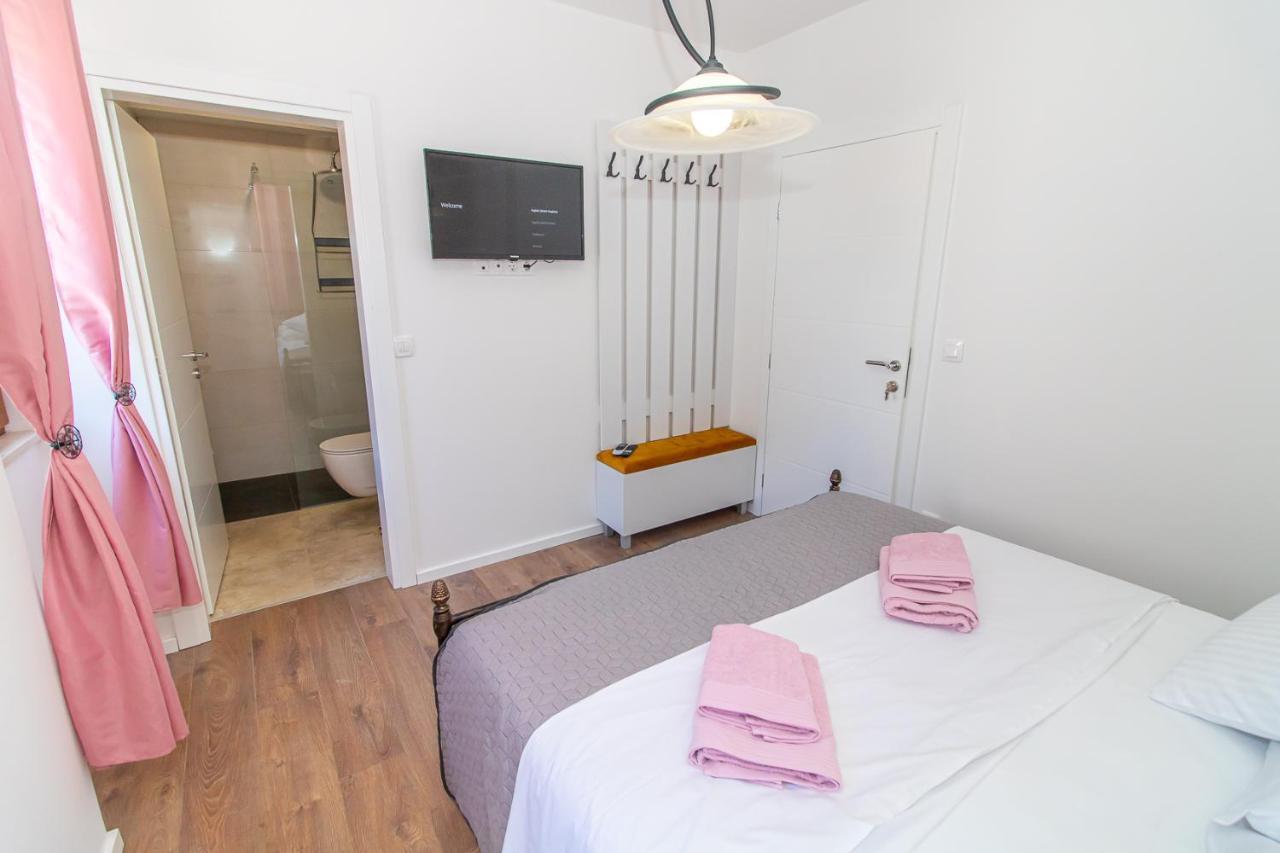 Luxury Apartments Iris 모스타르 외부 사진